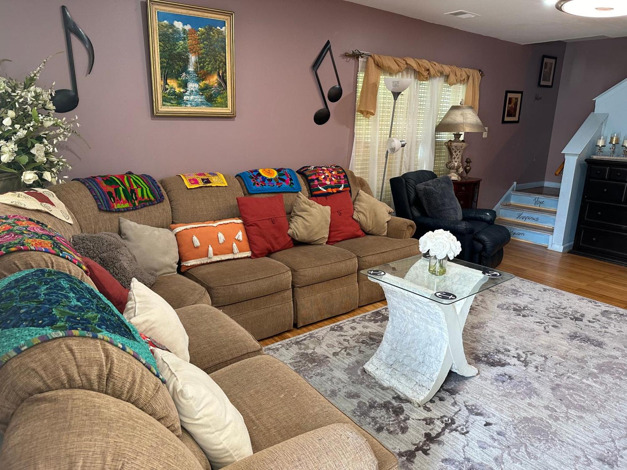 Colorful 3 Bedrooms Twin Home Near Center Philadelphia Exterior photo